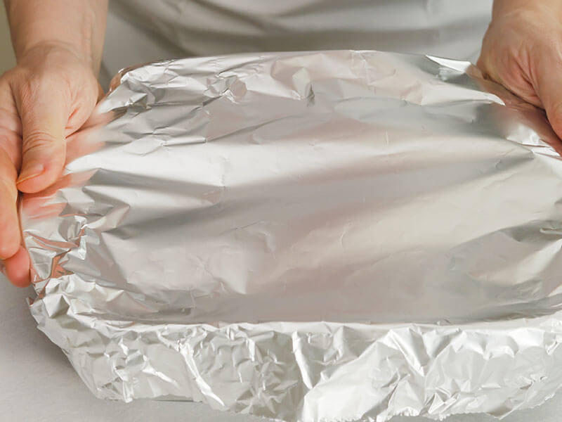 Tightly Wrapping Food