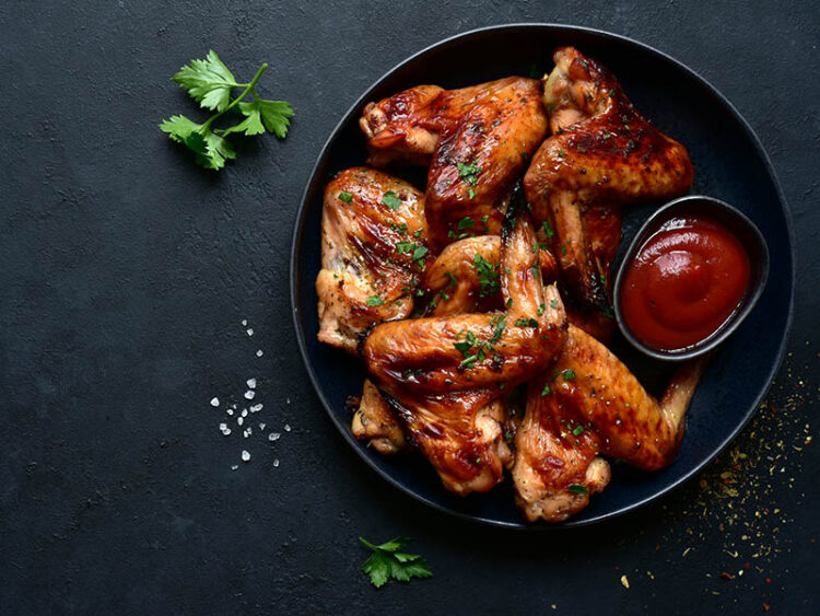 how long do you bake chicken wings at 450