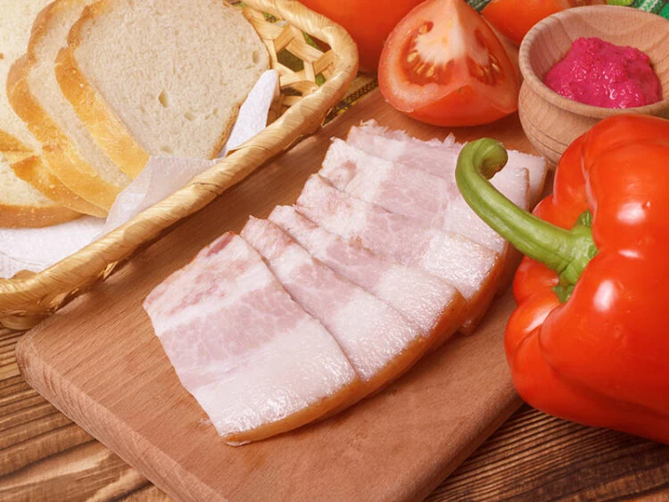 Pork Belly vs. Bacon Taste and Texture Differences 2024