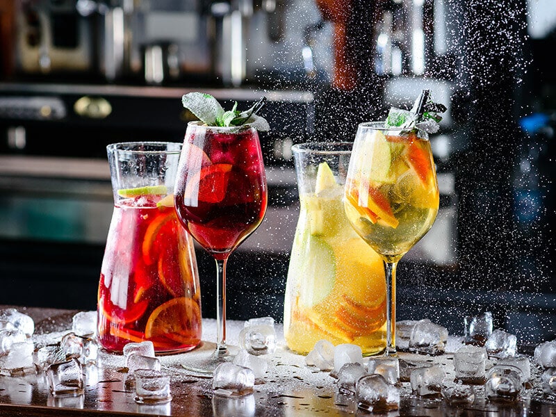 10+ Lovely Spanish Cocktails To Try (+Red Sangria)