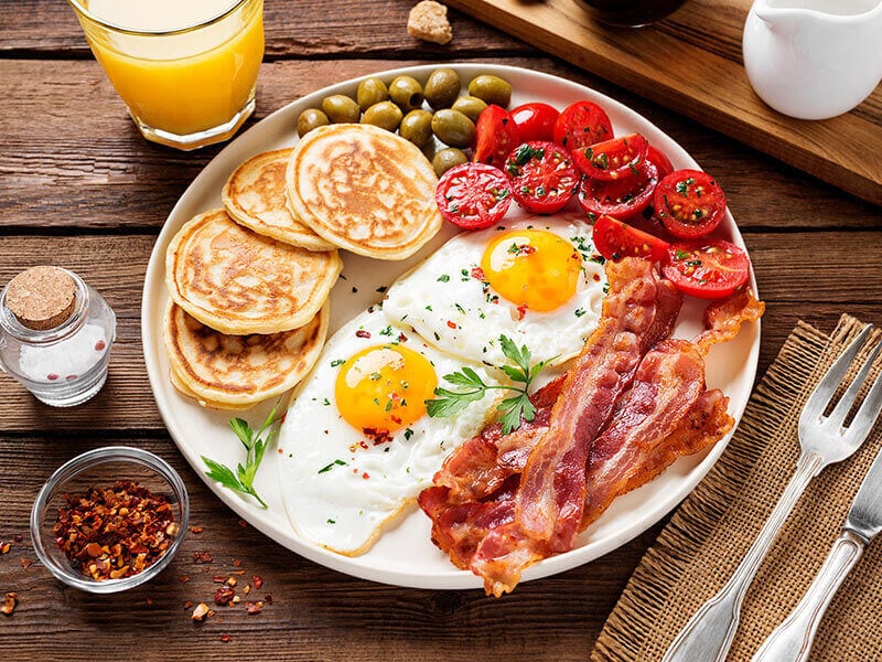 25+ Must-Try American Breakfast Foods (+English Muffin With Scrambled Eggs)
