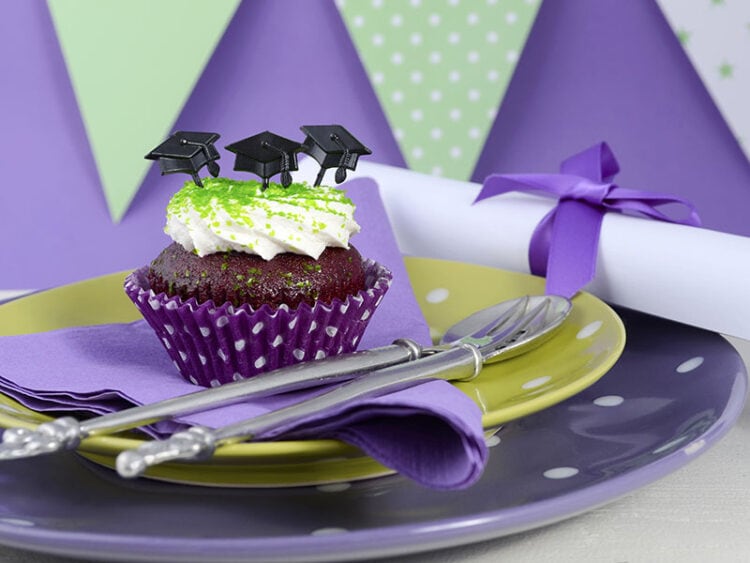 32+ Delicious Graduation Party Foods