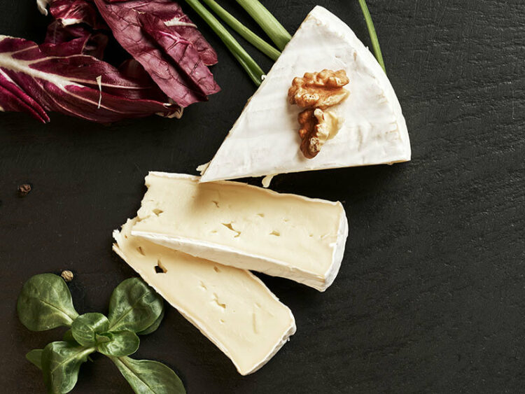 Camembert vs. Brie Choosing the Best Cheese 2024