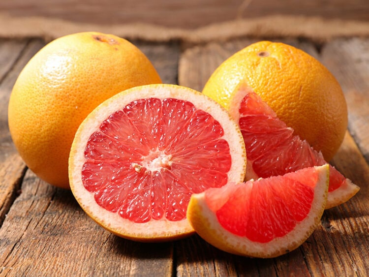 25 Types of Canned Fruits To Have In The Kitchen 2023