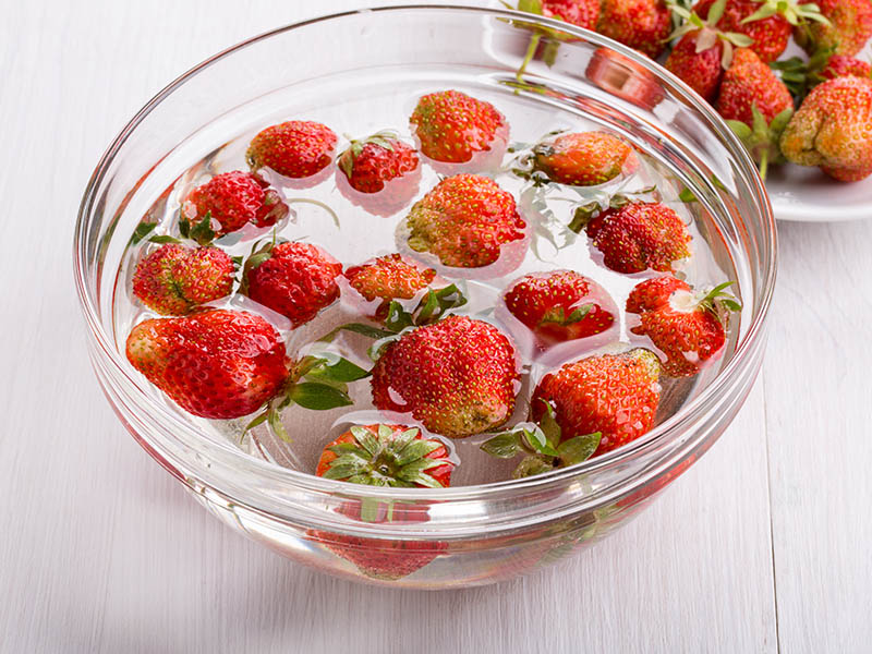 Vinegar Solution Strawberries