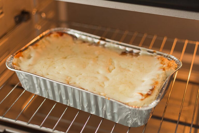 Cheese Lasagna Baking Tray