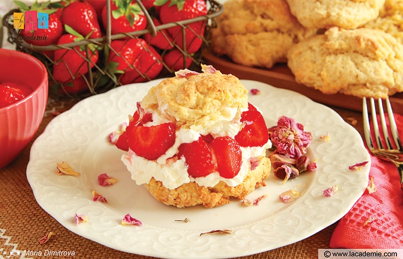 Beautiful Bisquick Strawberry Shortcake