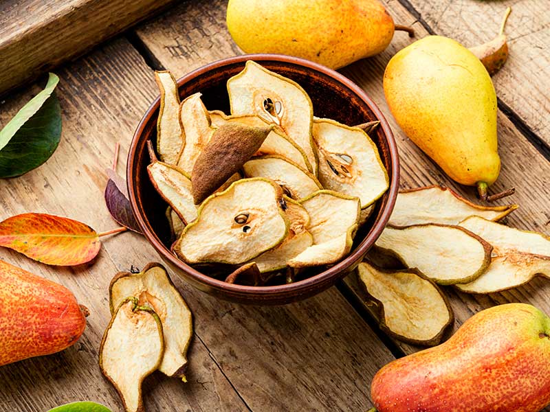 Slicing Pears For Drying