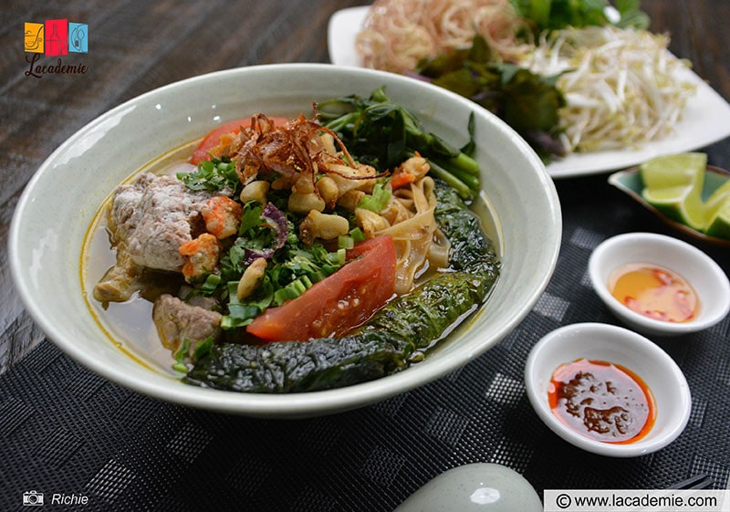 Rice Noodle Soup With Crab Meat