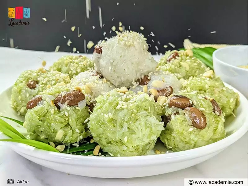 Vietnamese Peanut Sticky Rice (Xôi Đậu Phộng)