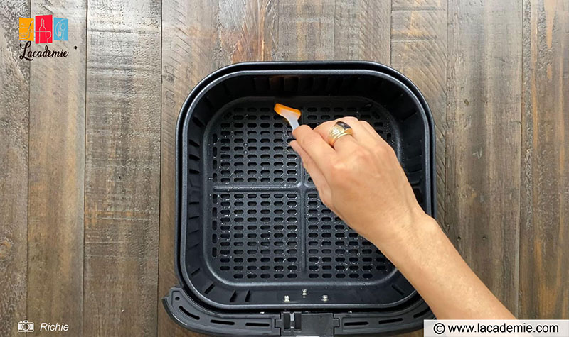 Brush Cooking Oil