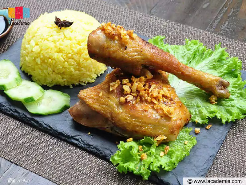 Vietnamese Fried Chicken With Rice (Cơm Gà Xối Mỡ)