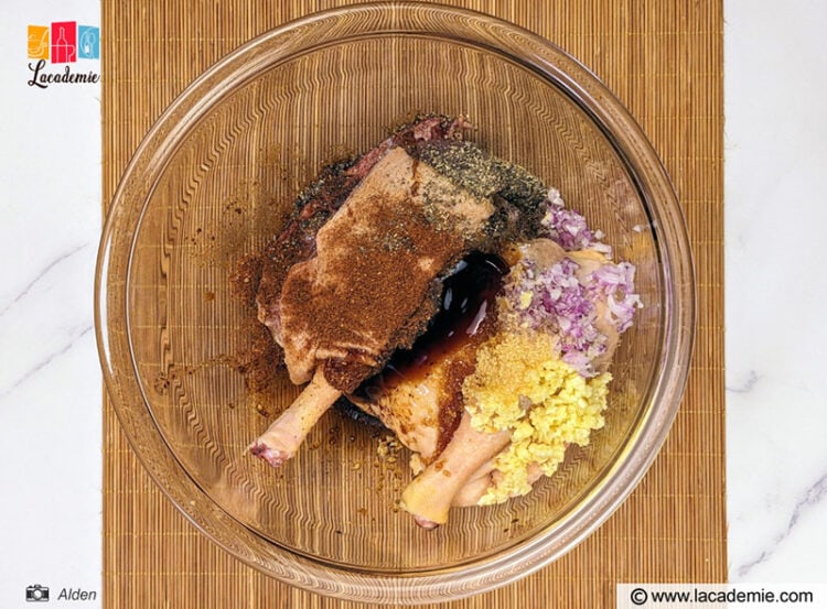 Vietnamese Duck Noodle Soup (Mì Vịt Tiềm)