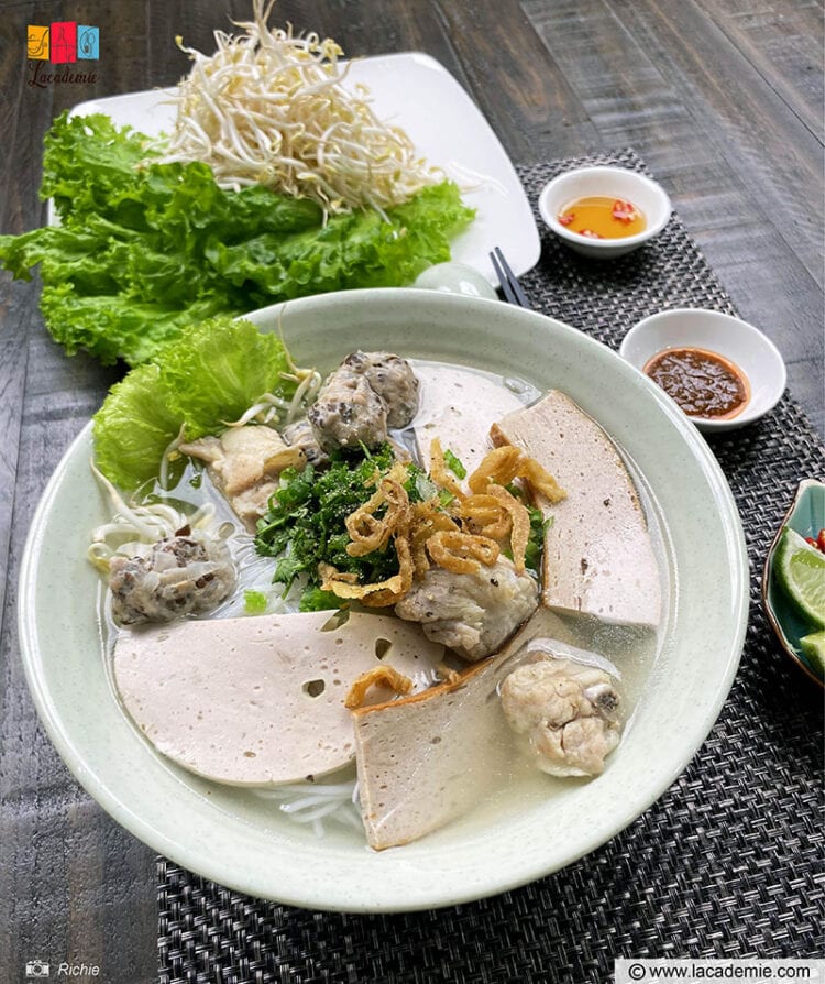 Savory Vietnamese Pork Ball Noodle Soup Recipe