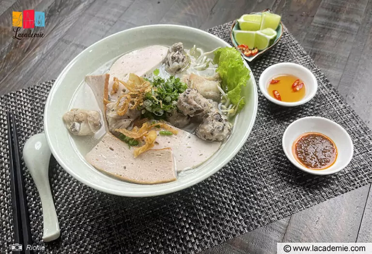 Tasty Pork Ball Noodle Soup