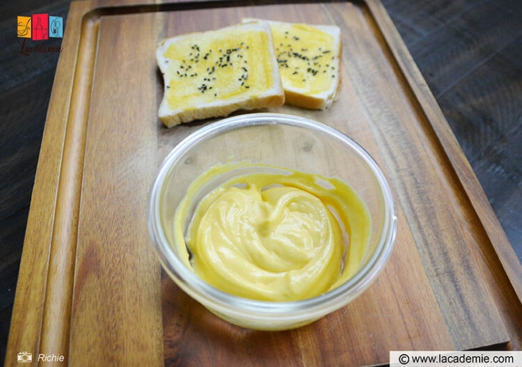 Homemade Vietnamese Mayonnaise (Bơ Trứng) Recipe
