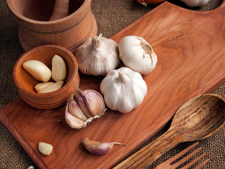 Converting Garlic Cloves to Teaspoons 2024 Guide