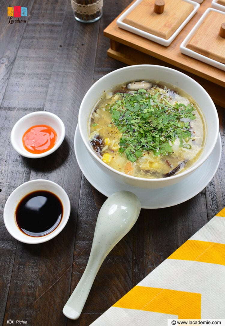 How to Prepare Súp Cua (Vietnamese Crab and Corn Soup)