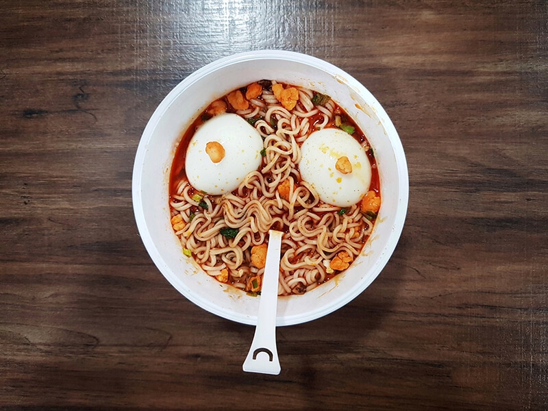 Cup Noodles With Eggs