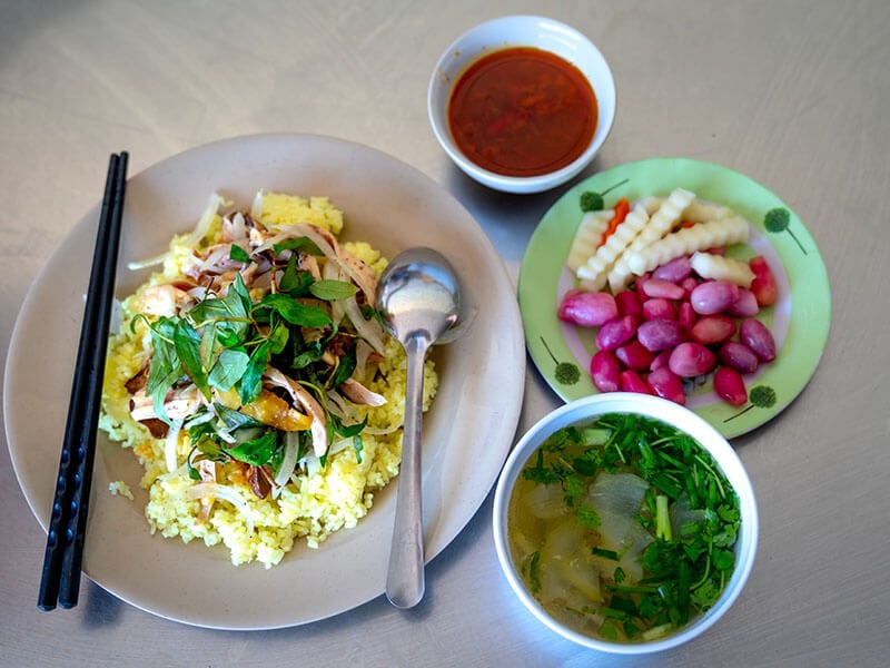 18 Healthy Vietnamese Foods (+ Chicken Pho Noodle Soup)