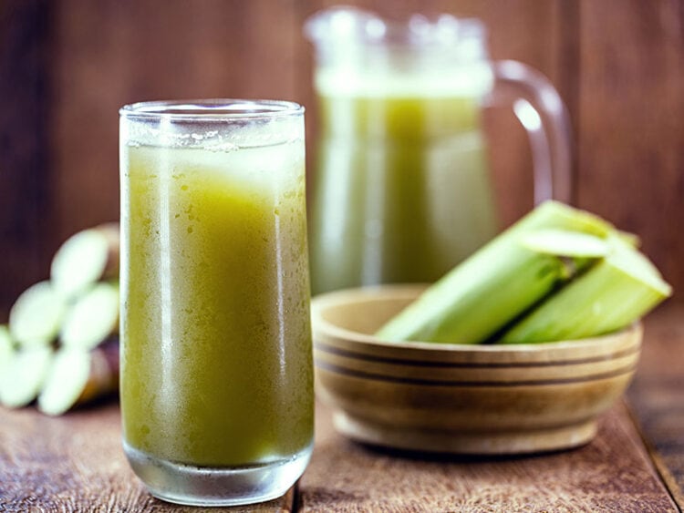What Does Sugarcane Juice Taste Like? A Concise Answer 2023