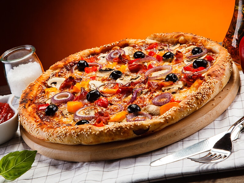 Pizza Black Olive