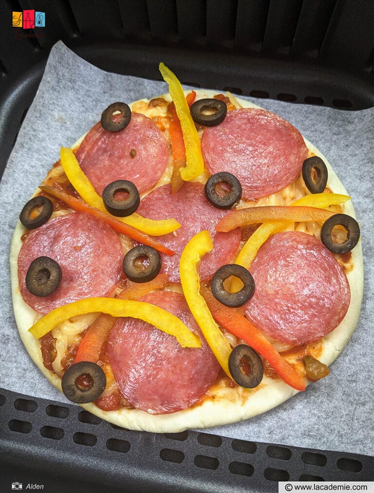 Pizza With Salami