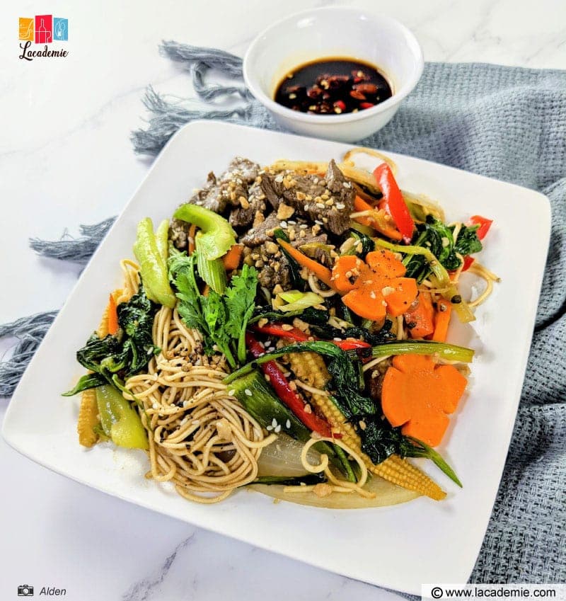 Stir Fried Noodles With Beef Recipe