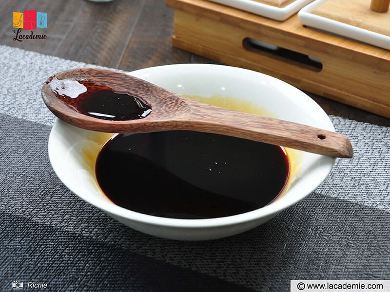 Vietnamese Caramel Sauce Recipe (Nước Màu)