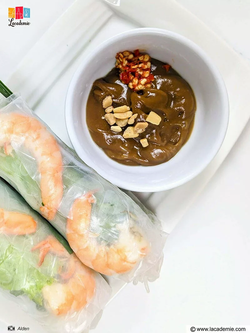 Creamy Vietnamese Peanut Sauce (Sốt Đậu Phộng)