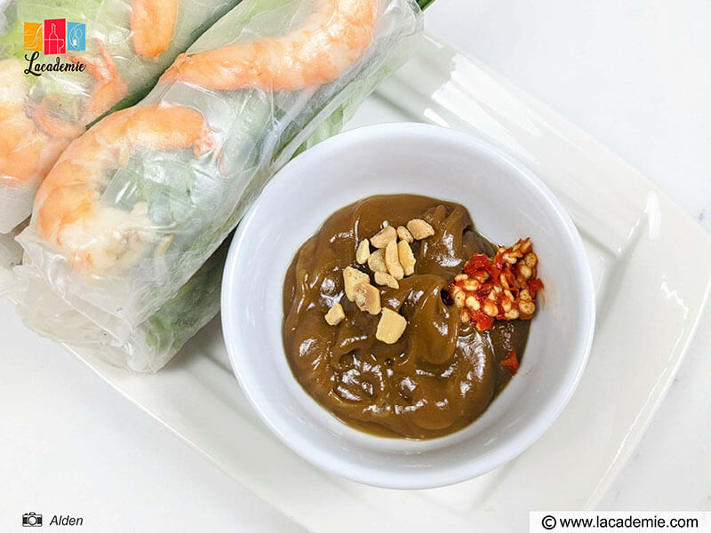 Vietnamese Peanut Sauce (Nước Sốt Đậu Phộng)