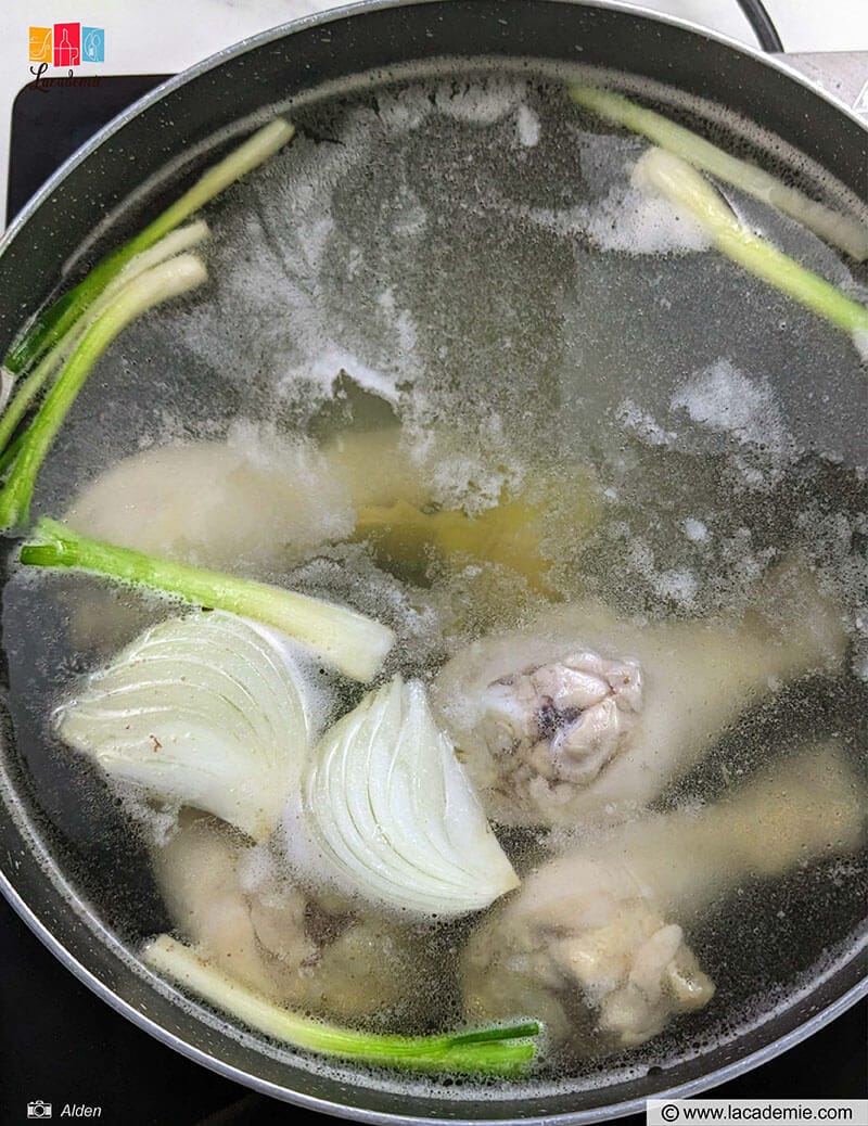 Add Uncut Onion Ginger Slices