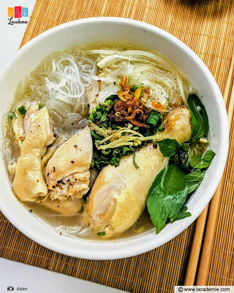 Vietnamese Chicken Glass Noodle Soup