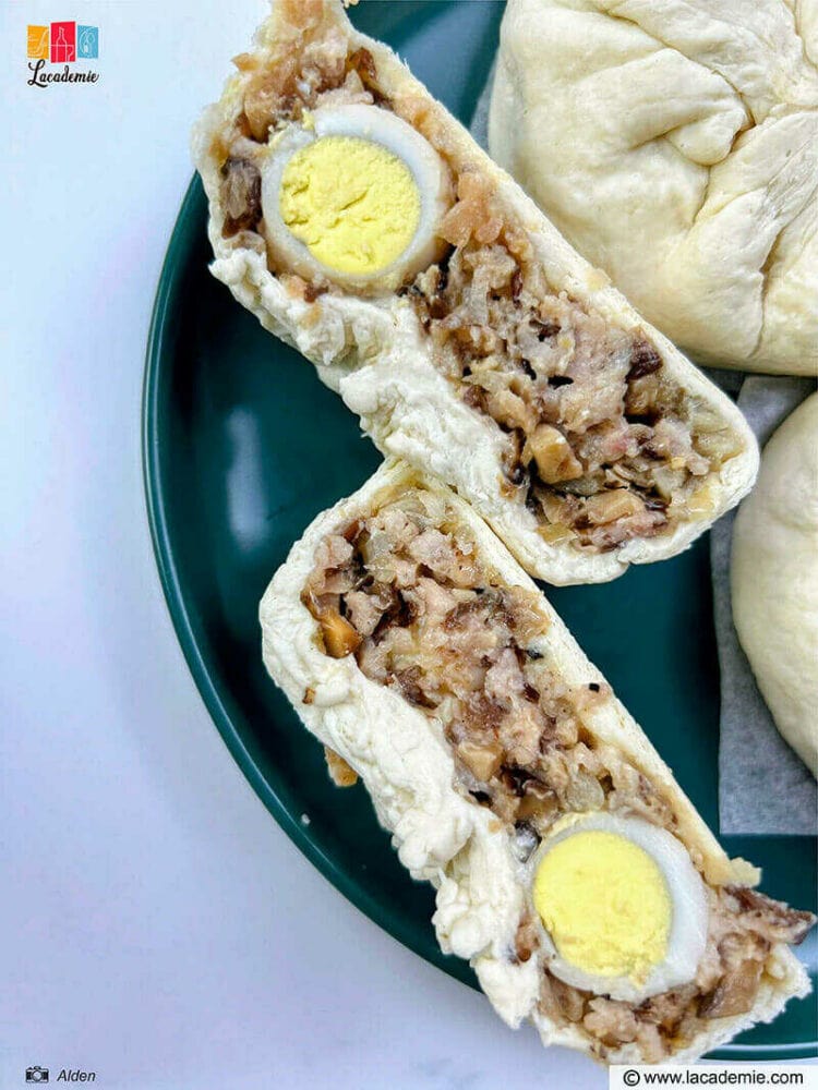 Traditional Bánh Bao Recipe (Vietnamese Pork Buns)