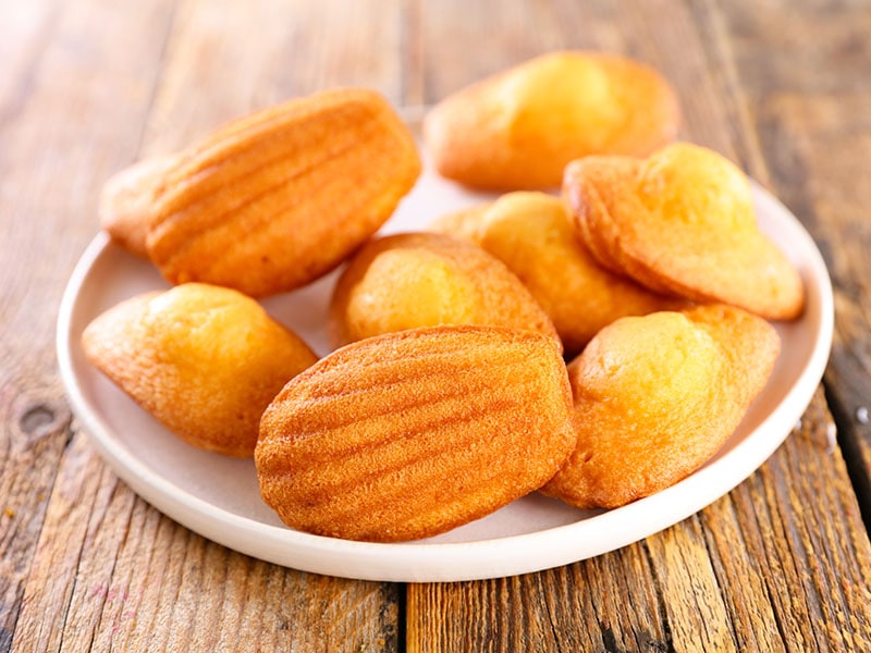 Madeleine Cake