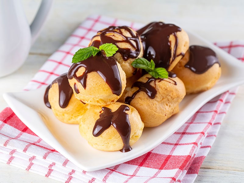 Profiteroles Chocolate