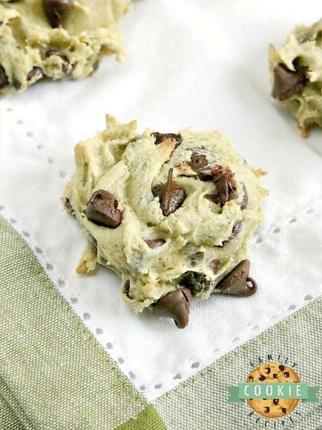 Avocado Chocolate Chip Cookies